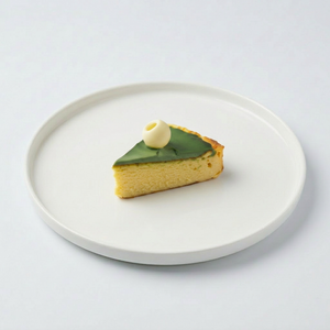 Sliced Mocha Basque Cheesecake抹茶巴斯克蛋糕半切